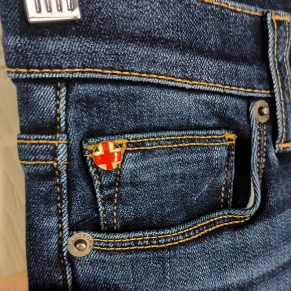 Hudson Boot Crop Frayed Jeans in Medium Wash Size 26 - Picture 5 of 7